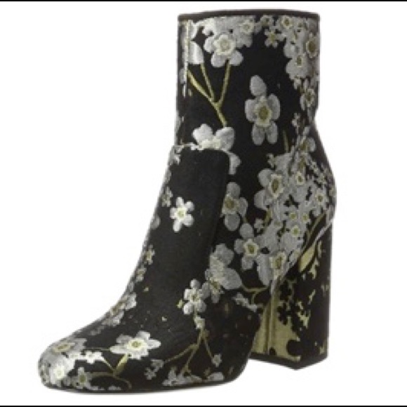 Nine West Shoes - Nine West Jilene Ankle Boots - size 8 - NIB